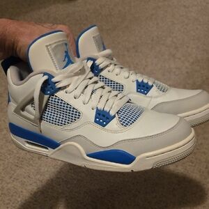 Jordan Men's White and Blue Athletic Sneakers